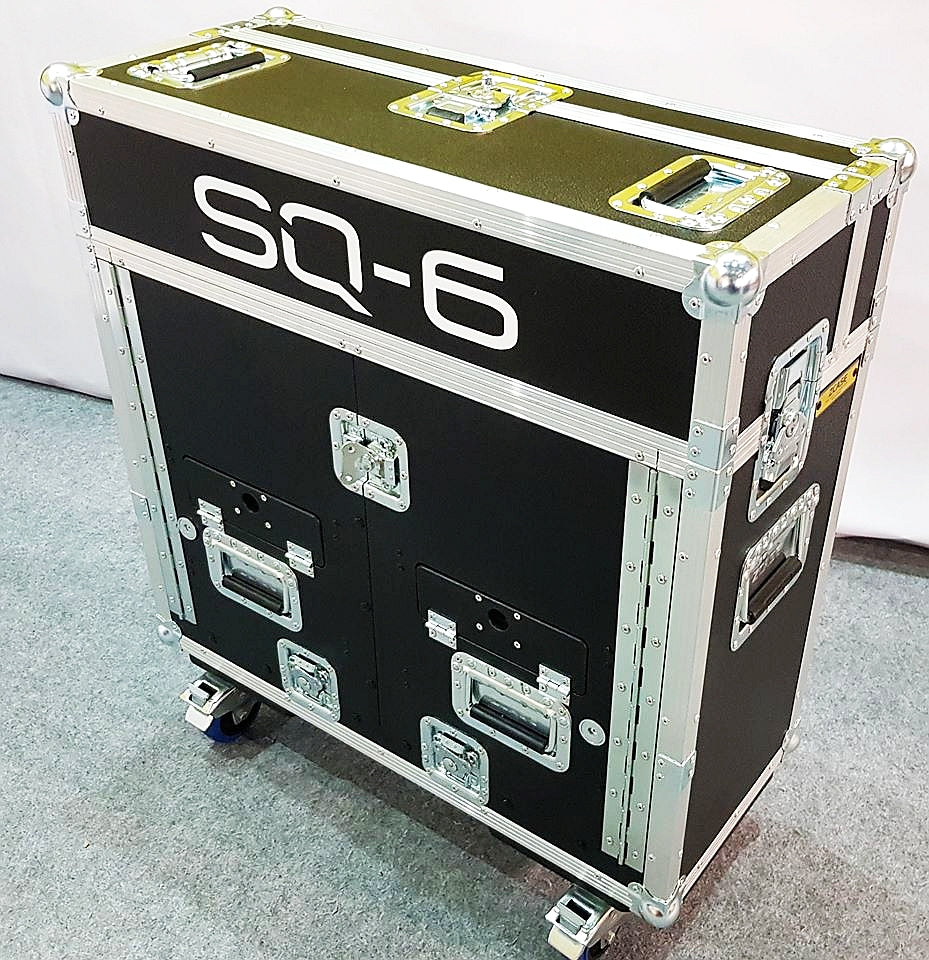 Flip-Ready Easy Detachable Retracting Hydraulic Lift Case for A&H SQ6 Console by ZCase Custom Order